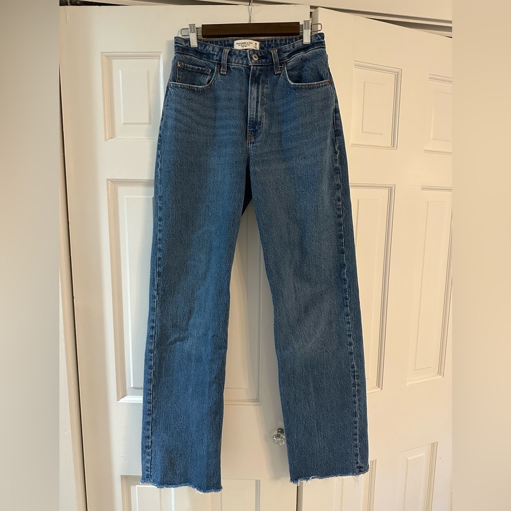 Abercrombie 90s High Rise Jean
